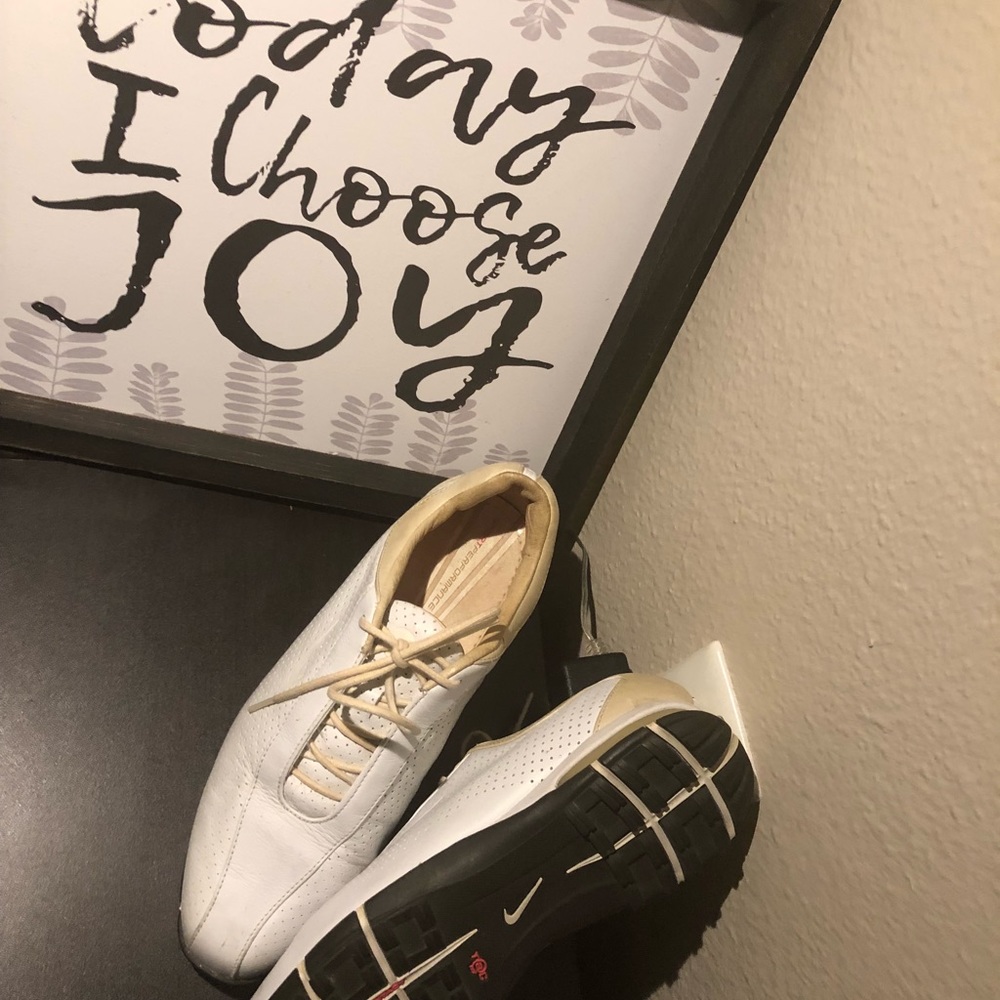 Nike golf shoes - Picture 2 of 5